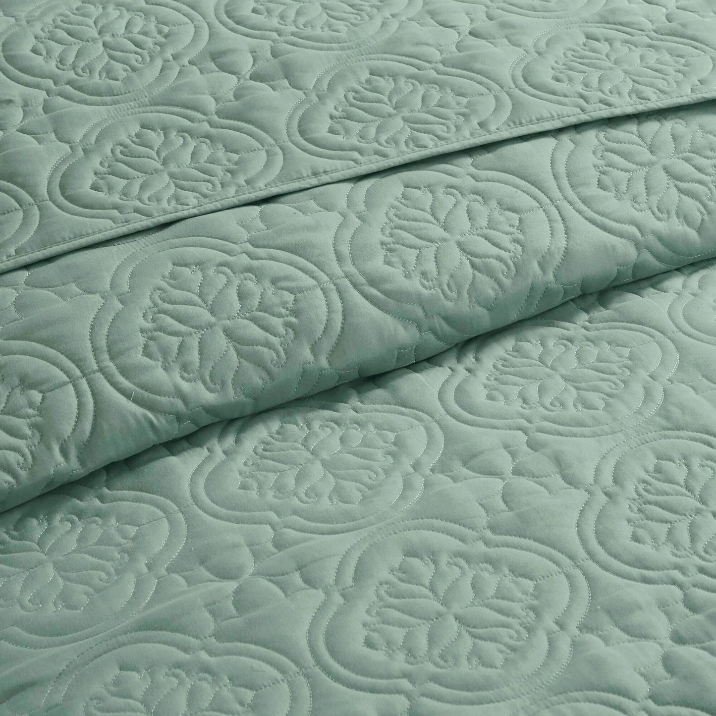 510 Design Hayley Oversized Solid Texture 3 Piece Reversible Bedspread Set