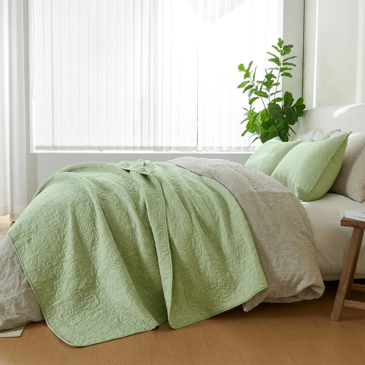 Patina Vie Maison 100% Cotton Stitched 3 Piece Quilt and Sham Set