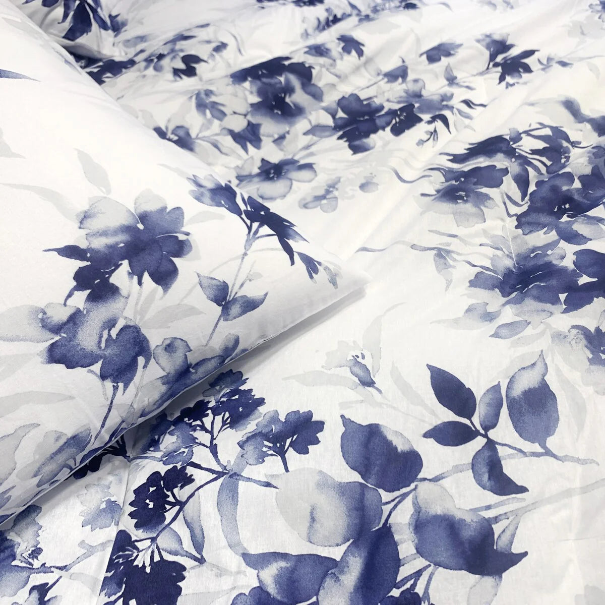 Wonderful Sophia 5-Piece Floral Pattern Comforter Set
