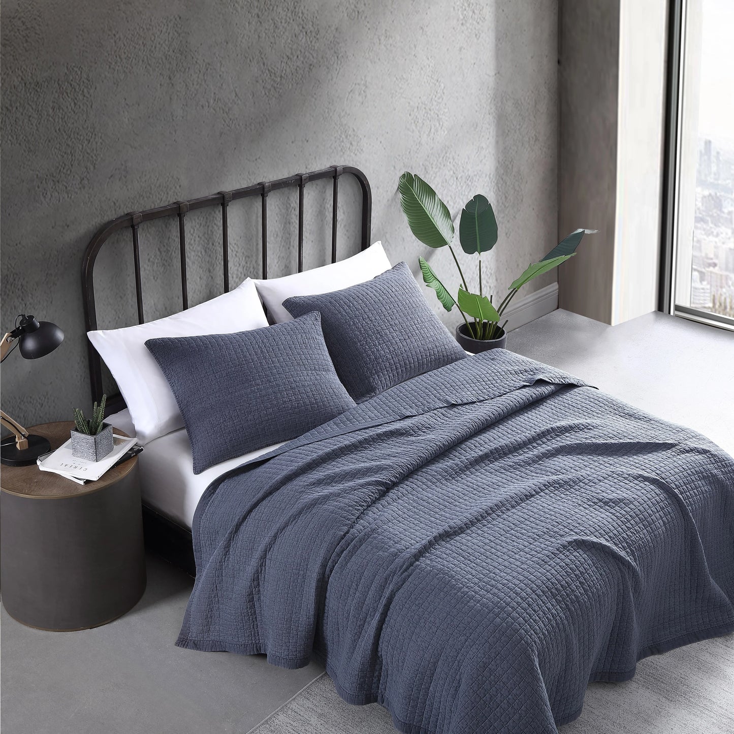 City Scene Cloud Solid Charcoal Quilt Set