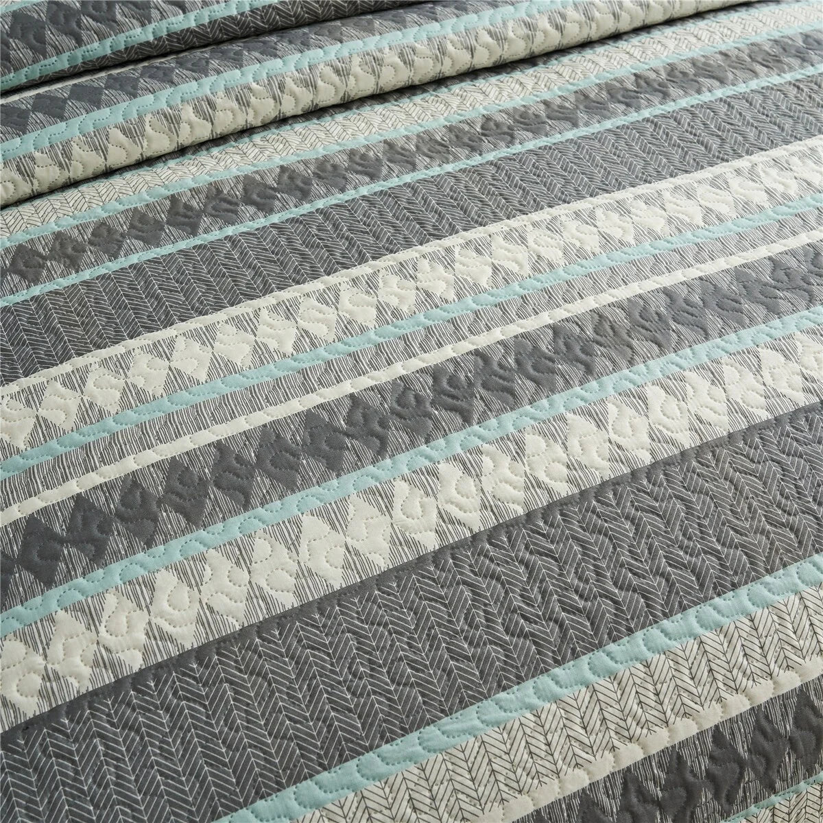 Boho Stripe Quilt Reversible 3 Piece Bohemian Design Bedding Set