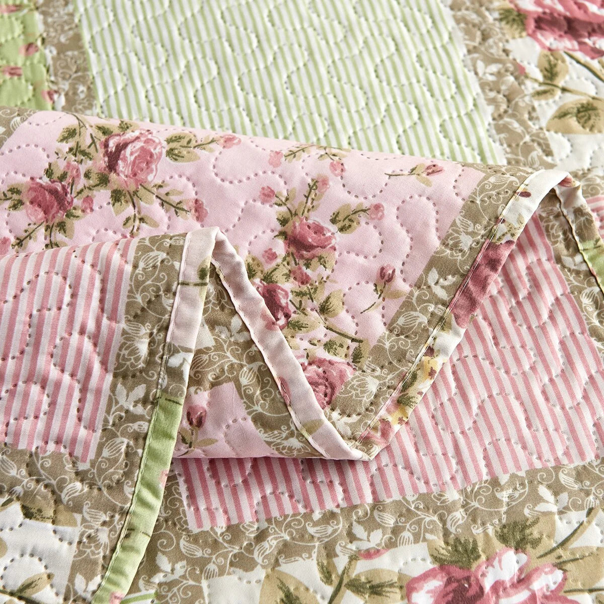 Vintage Rose Reversible Quilt Set, Bedspread, Coverlet
