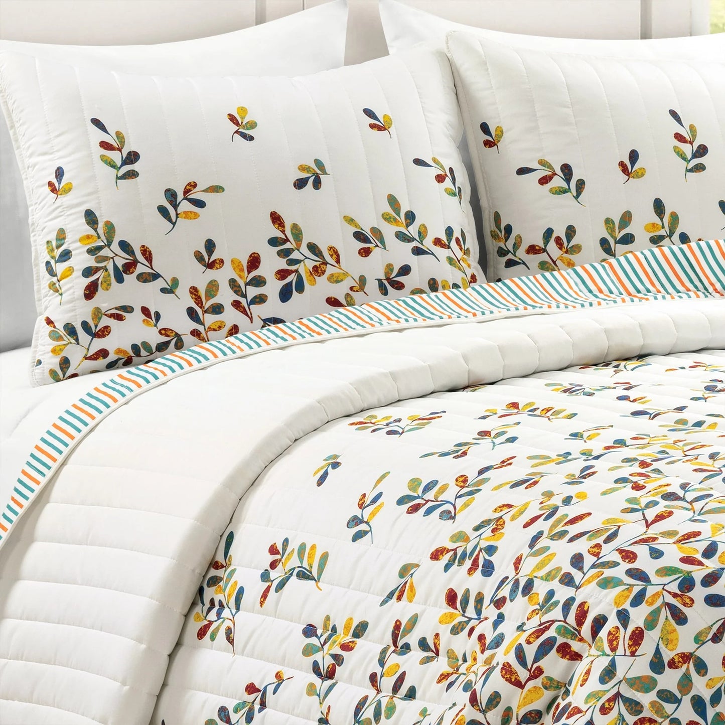 Lush Decor Boho Botanical Leaf Reversible 3 Piece Quilt Set