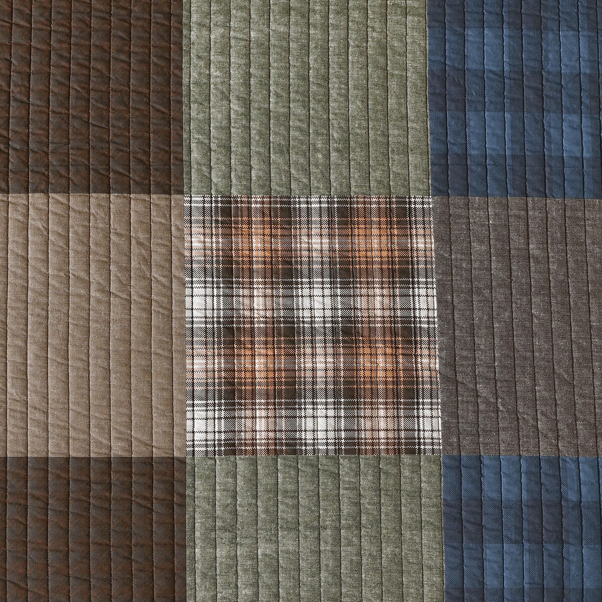Eddie Bauer Classic Patchwork Cotton Reversible Green Quilt Set