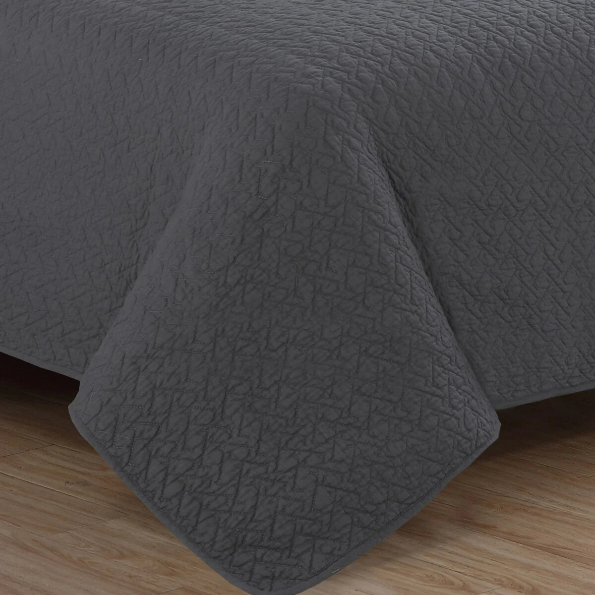Copper Grove Avon Quilt Set