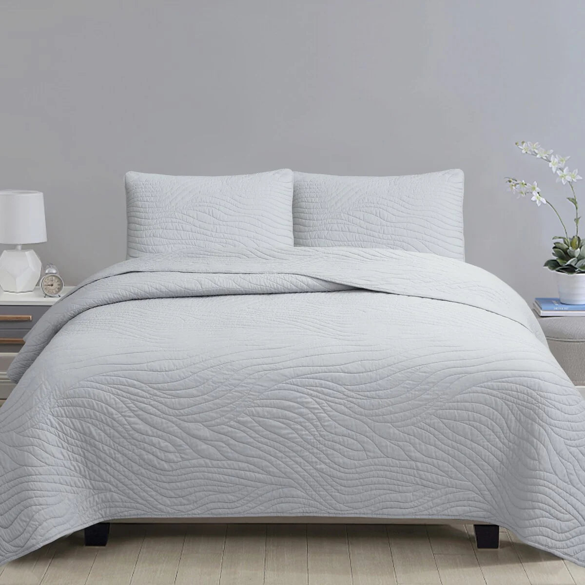Calista Quilt Set