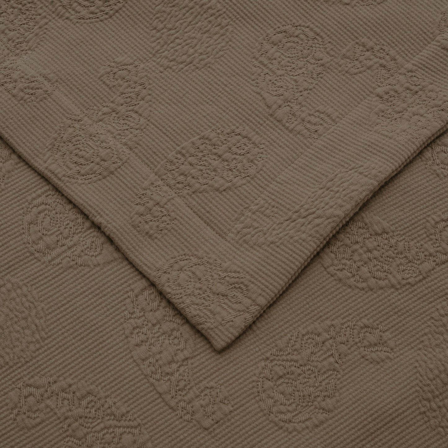 Superior Paisley Cotton Decorative Bedspread Set