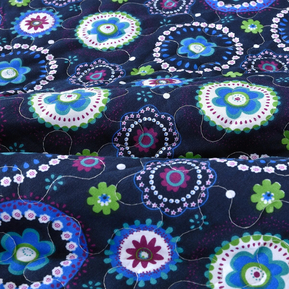 3 Piece Retro Printed Reversible Quilt Set