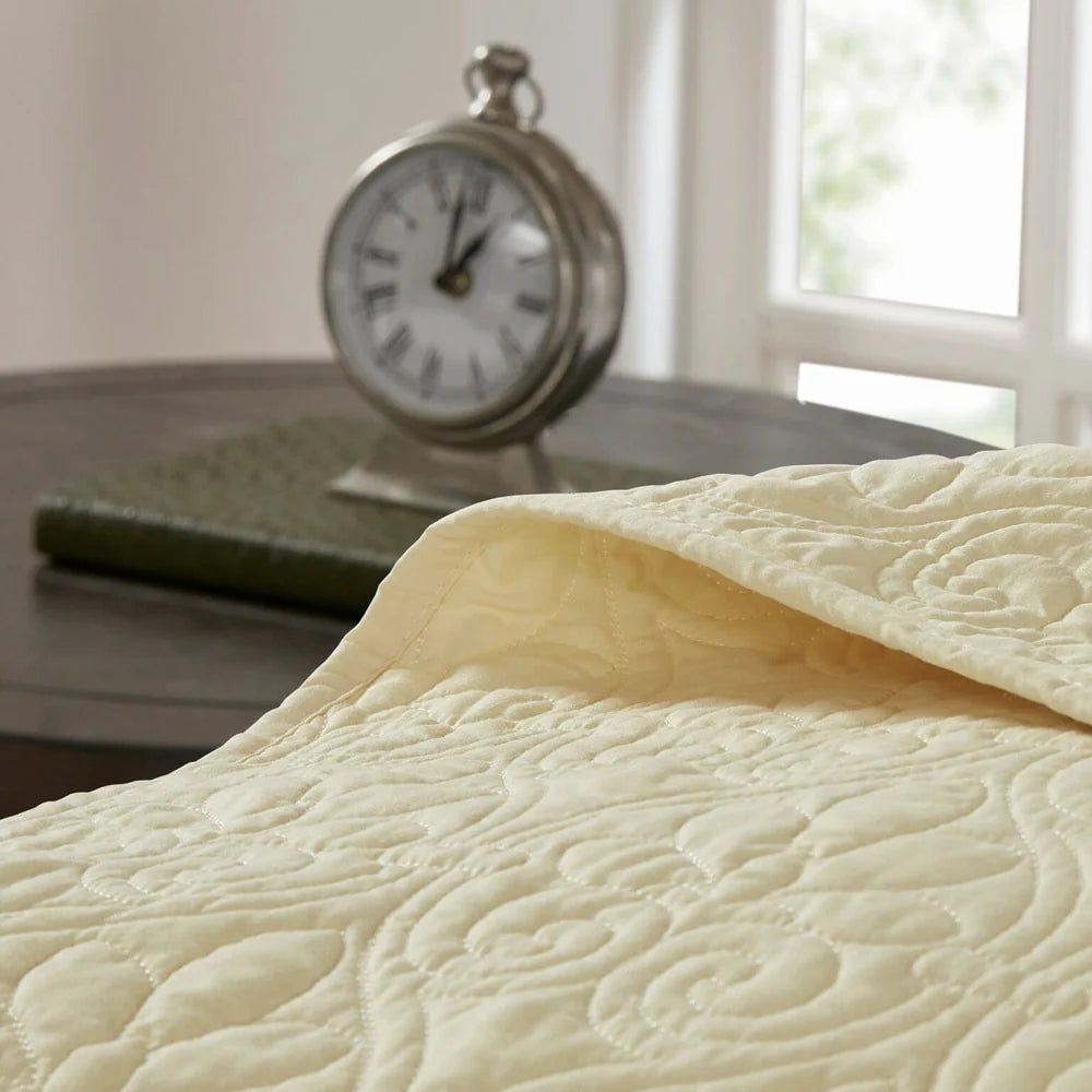 Madison Park Mansfield Reversible Quilt Set