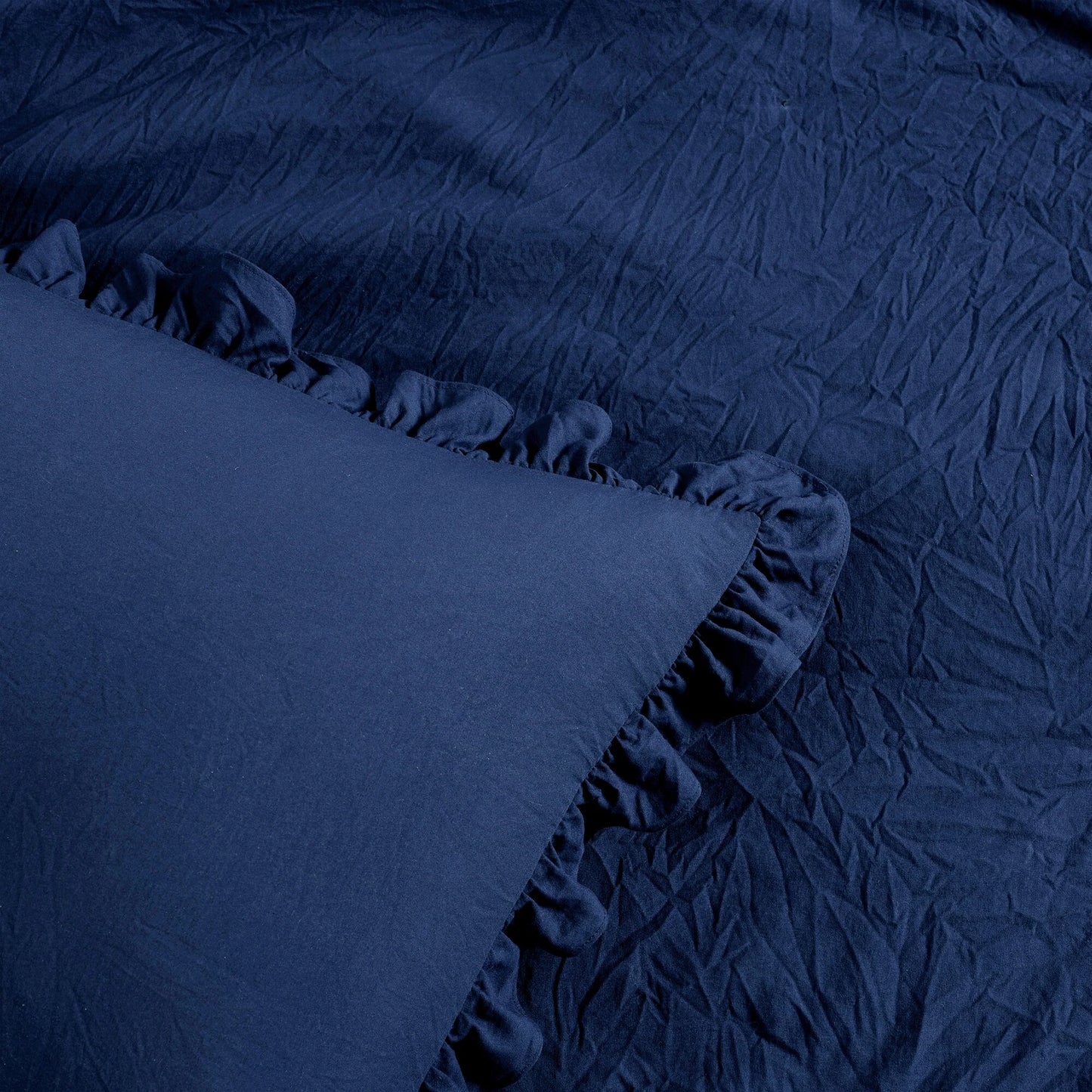 The Gray Barn Molly Mae Ruffle Skirt Bedspread Set