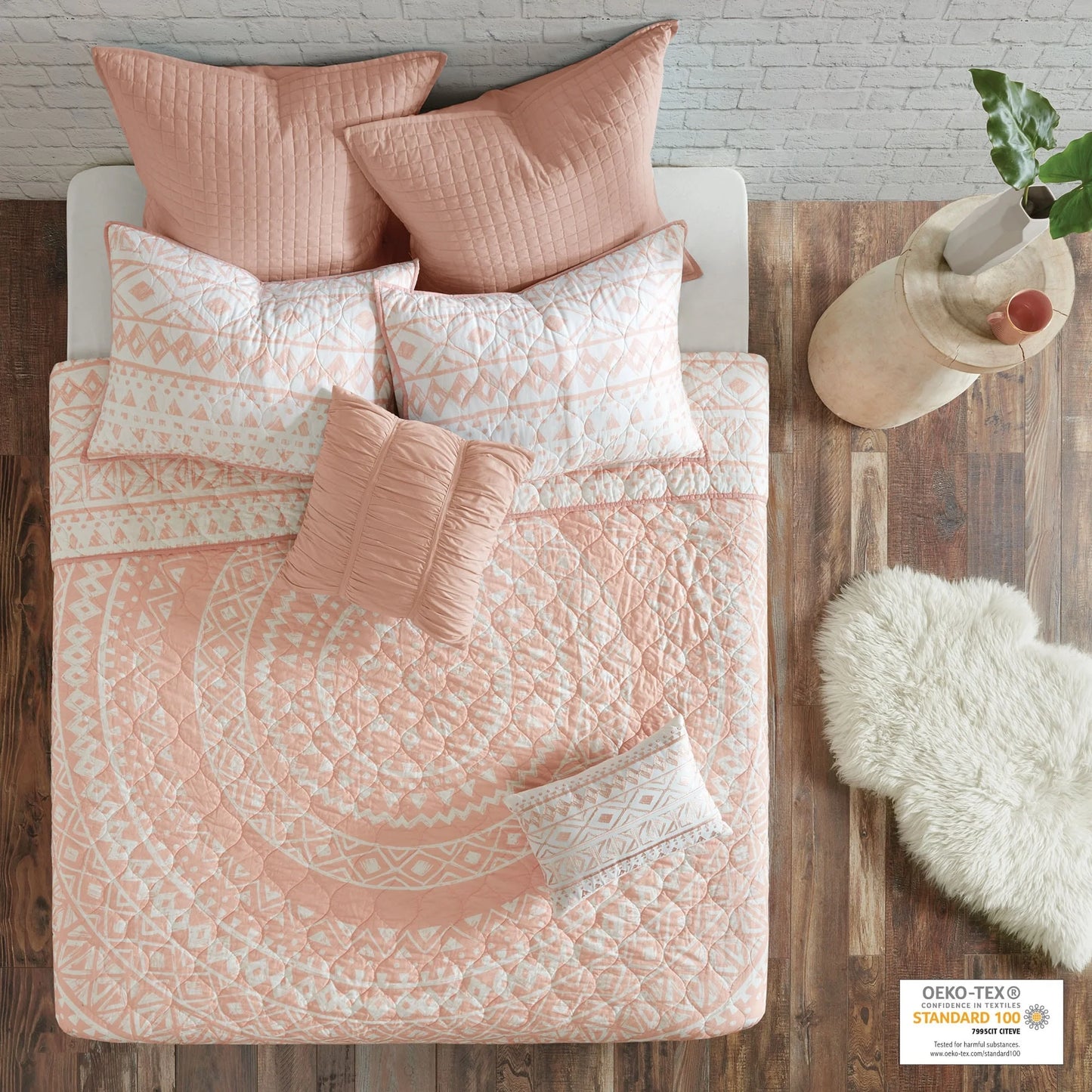 Intelligent Design Cora 7 Piece Reversible Cotton Quilt Set with Euro Shams and Thrwo Pillows