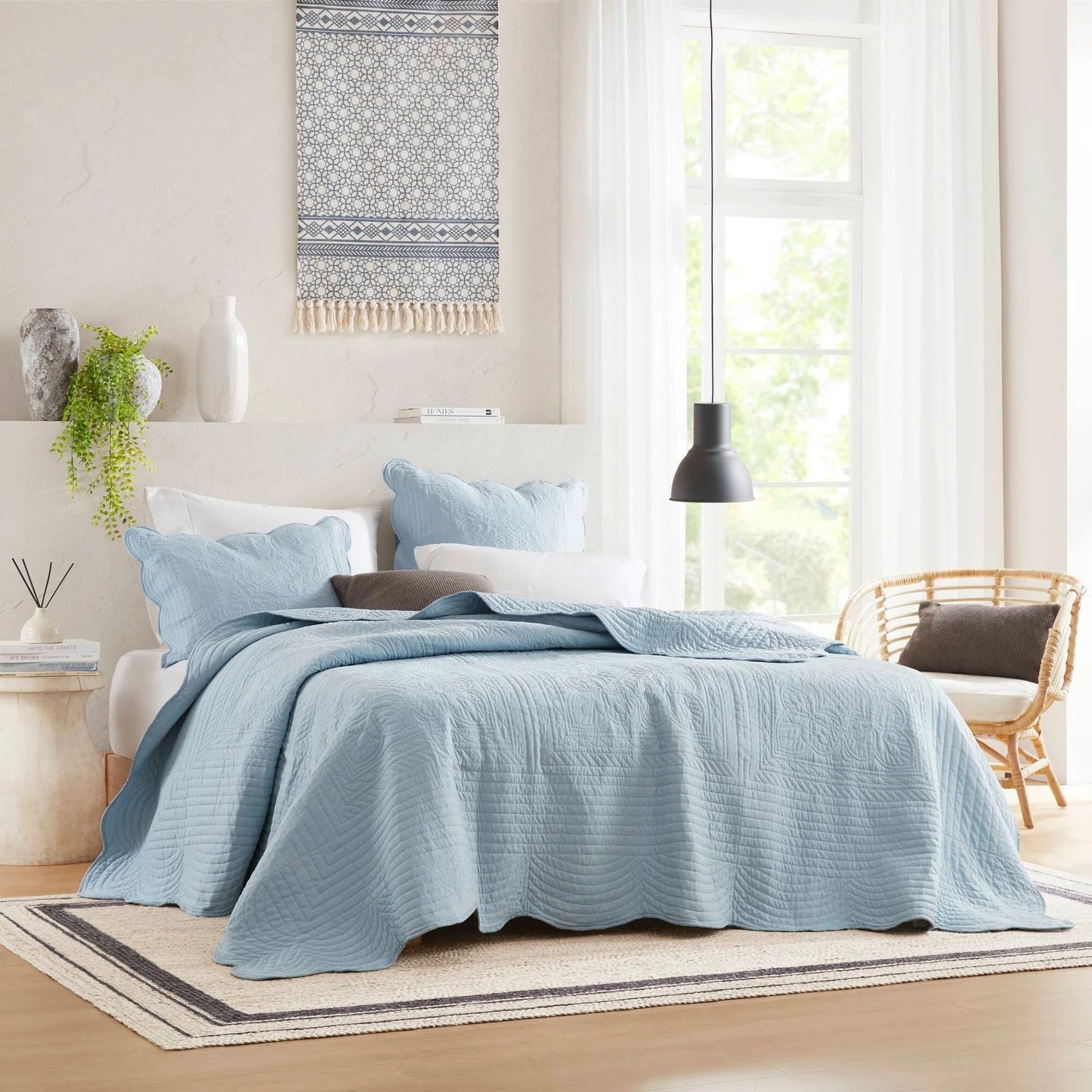 Madison Park Marino 3 Piece Reversible Scalloped Edge Quilt Set