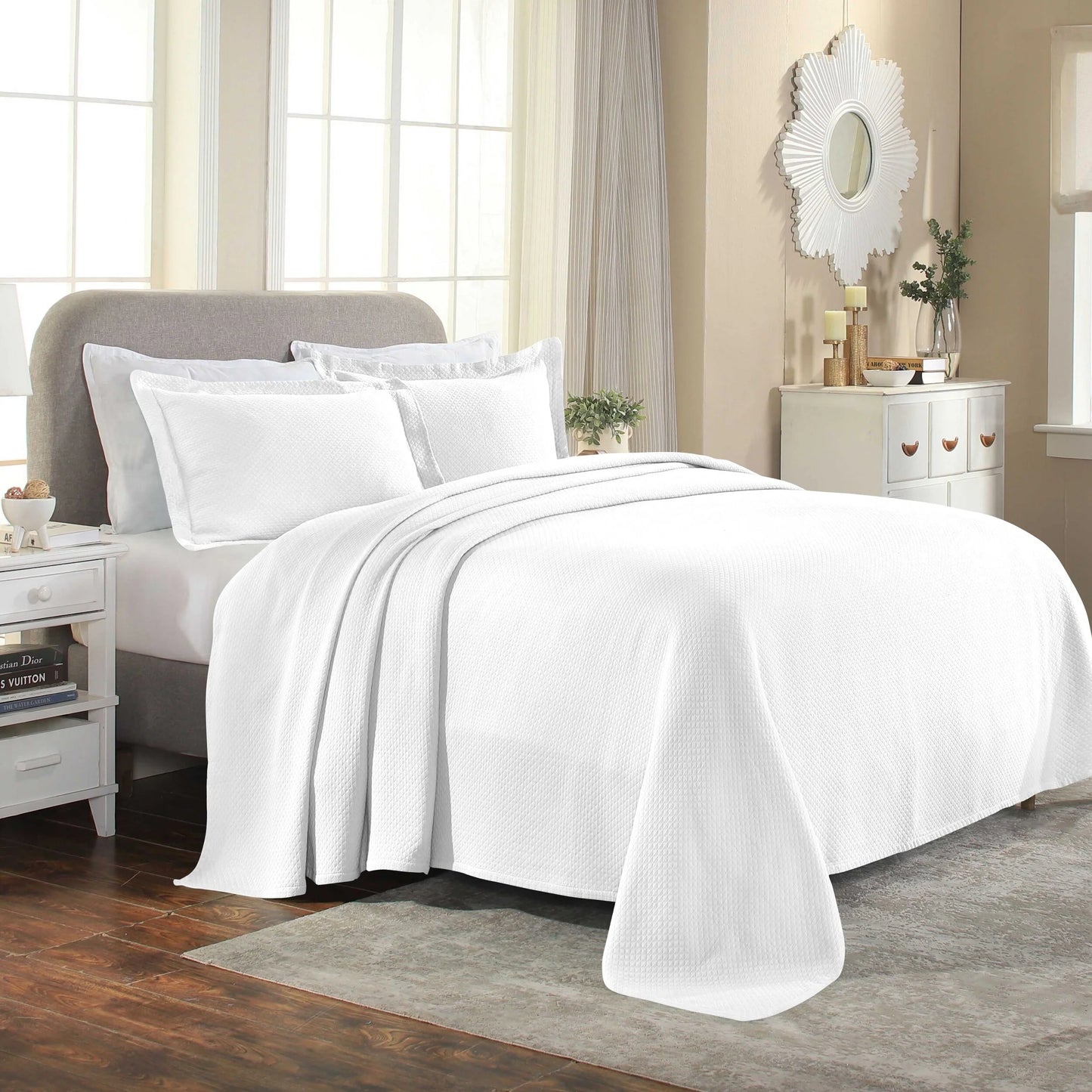 Superior Solitaire Cotton Decorative Bedspread Set