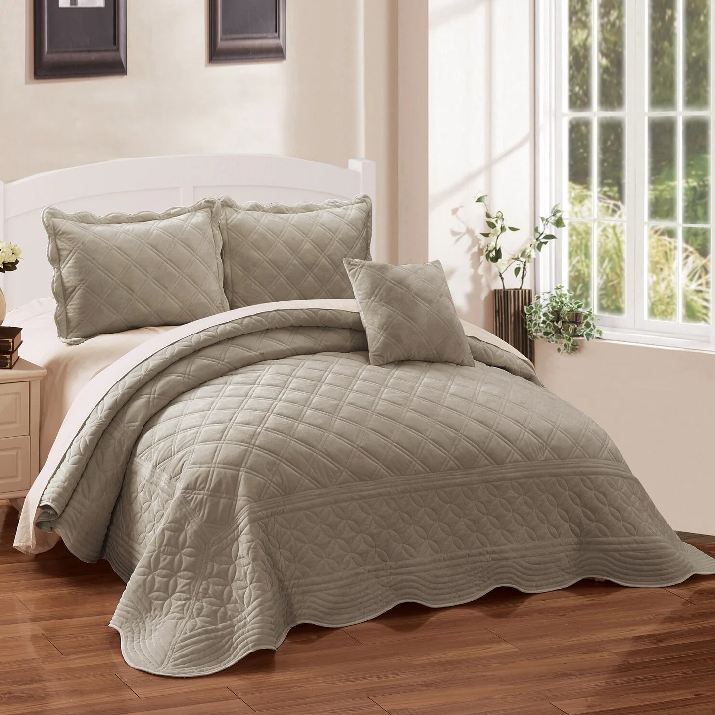 Serenta Supersoft Microplush Quilted 4 Pieces Bedspread Coverlet Set