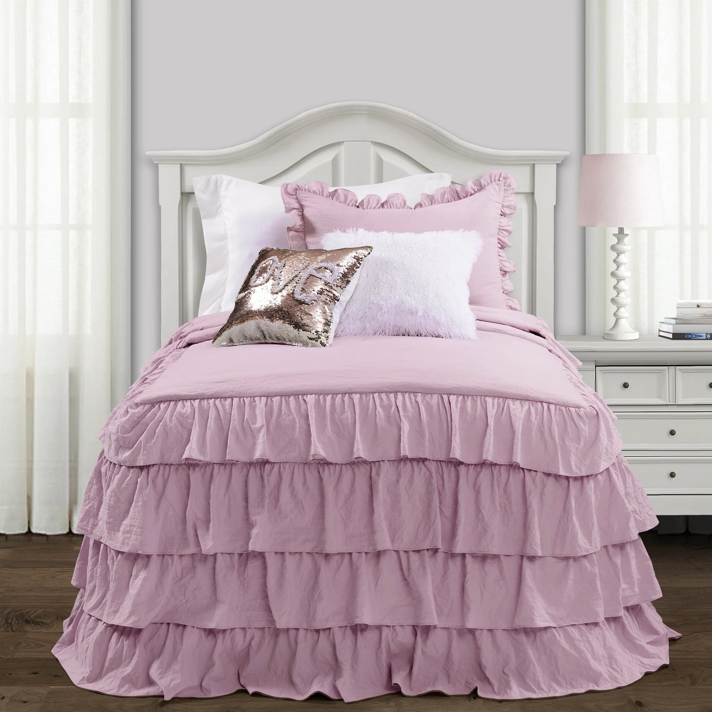 The Gray Barn Molly Mae Ruffle Skirt Bedspread Set