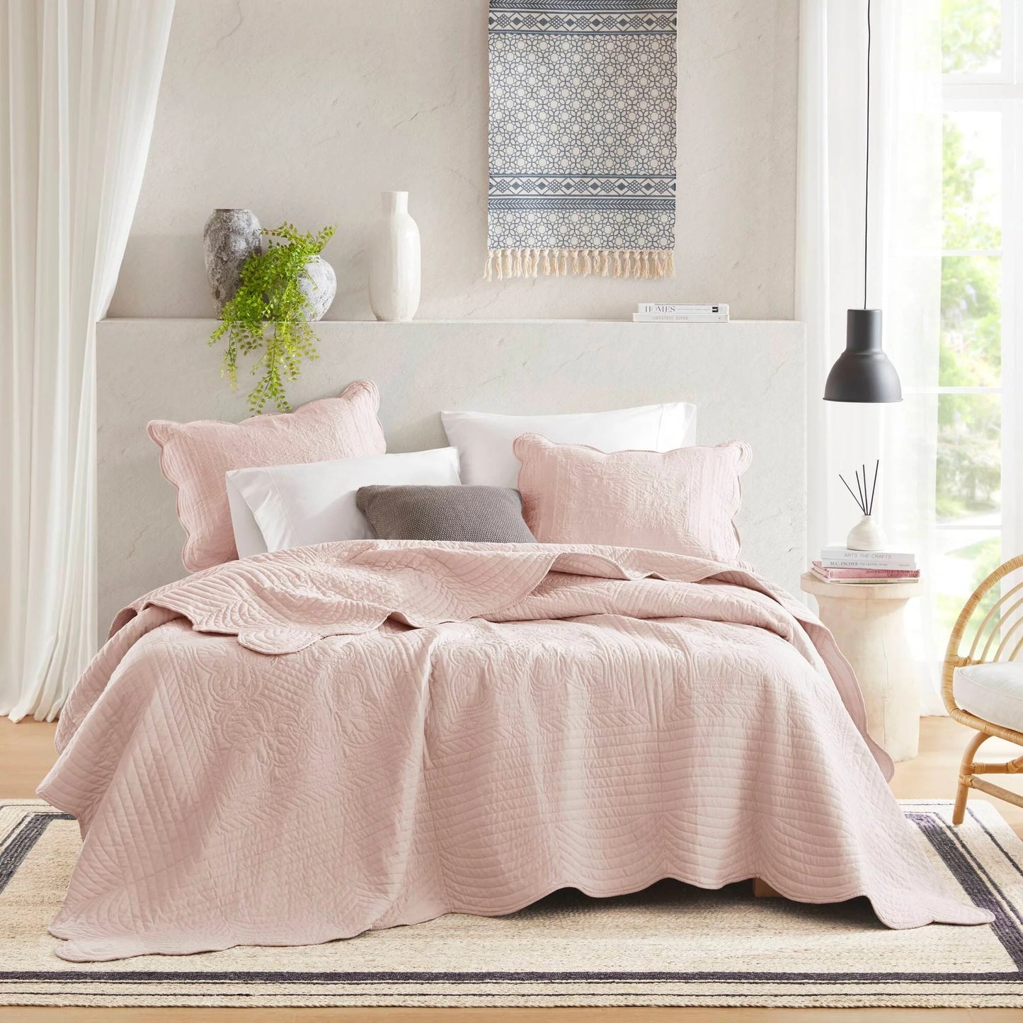 Madison Park Marino 3 Piece Reversible Scalloped Edge Quilt Set