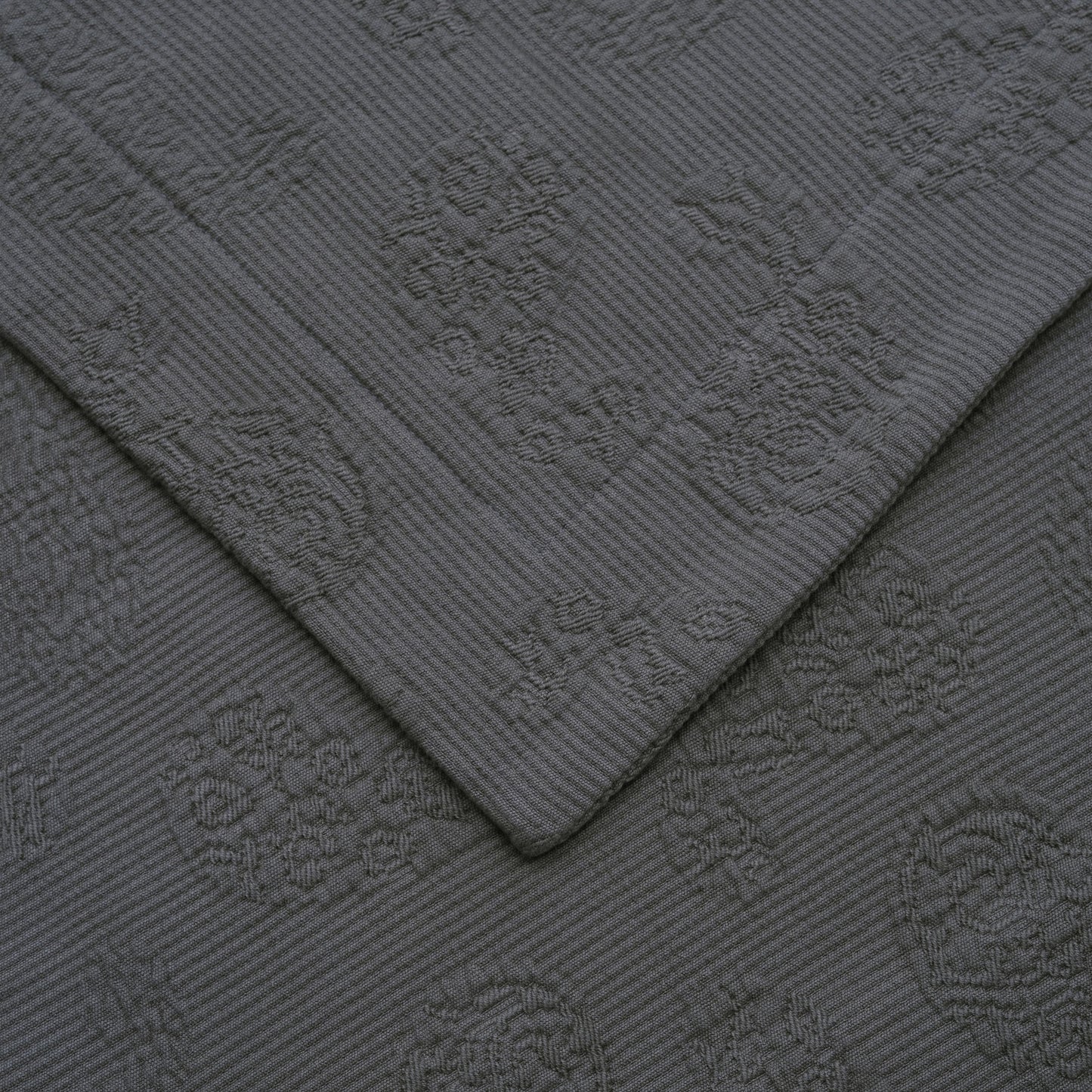 Superior Paisley Cotton Decorative Bedspread Set