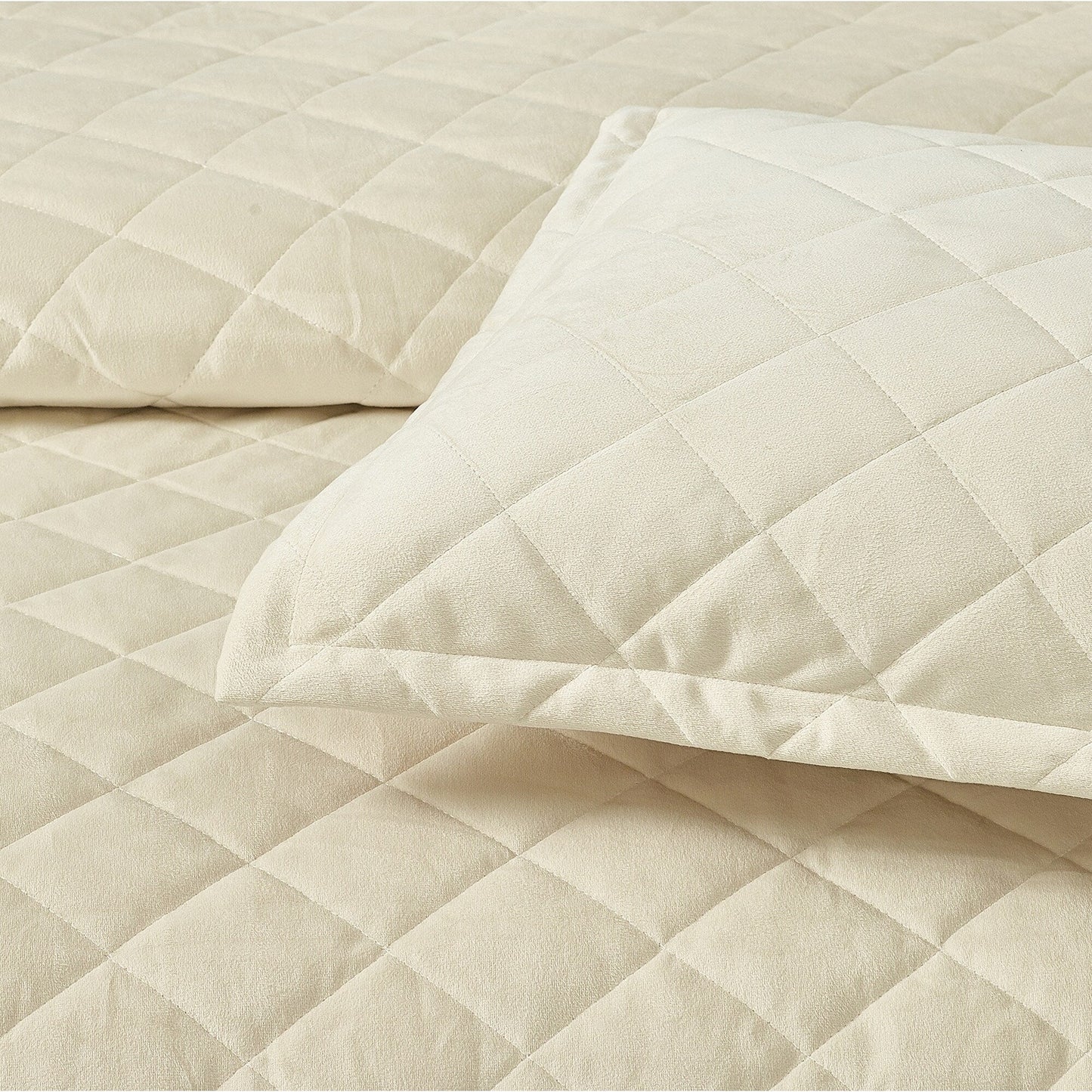 Serenta Velvet Quilts 5 Piece Ultra Soft Floor Touching Bedspread Set
