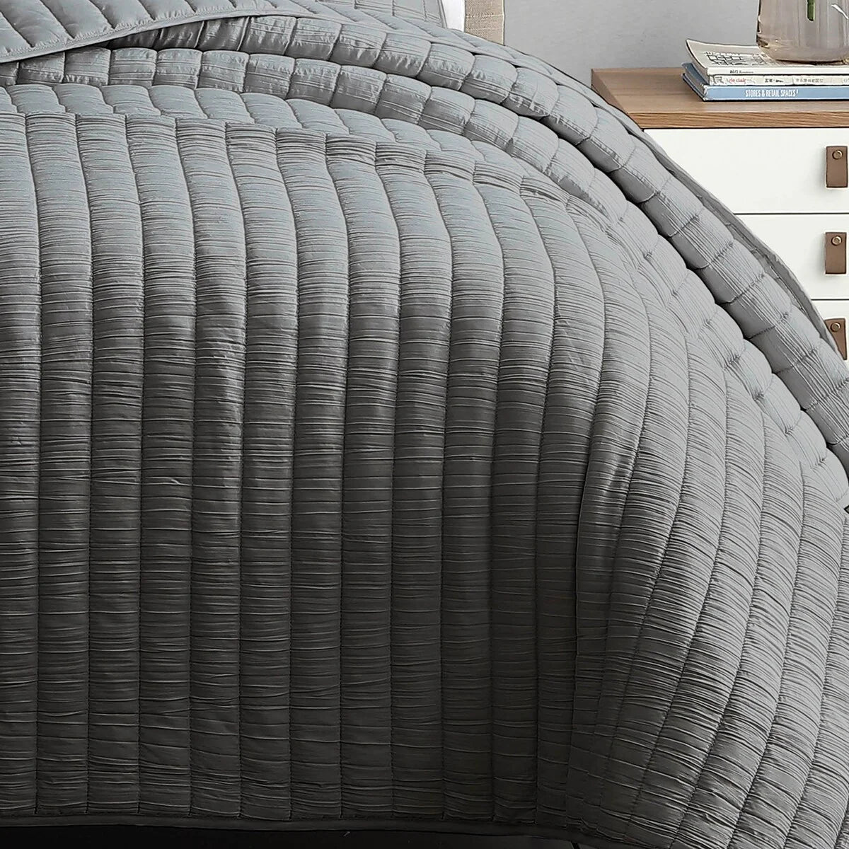 Riverbrook Home Moonstone 3 Piece Quilt Set
