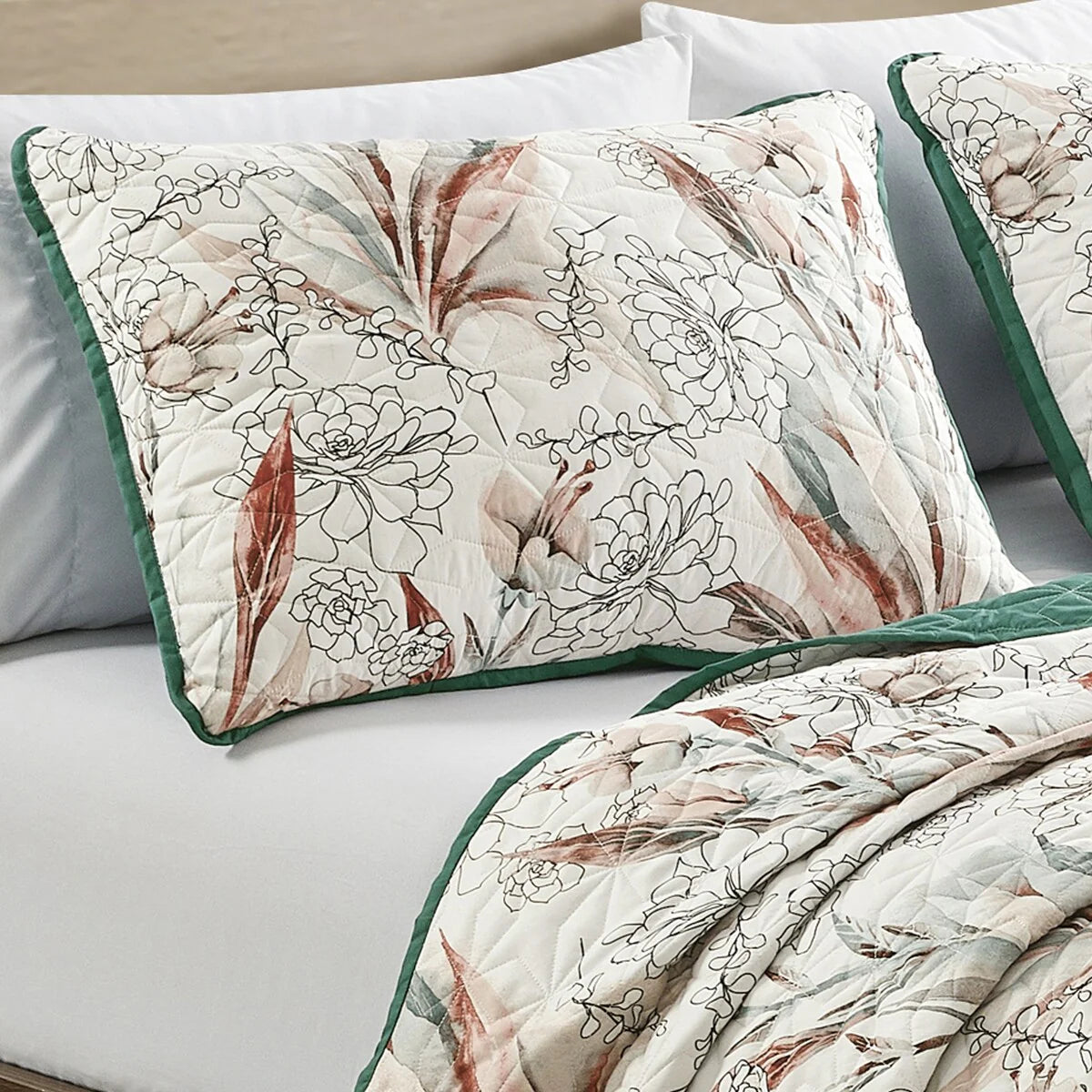 Sara Luxury 3 Piece Bedspread