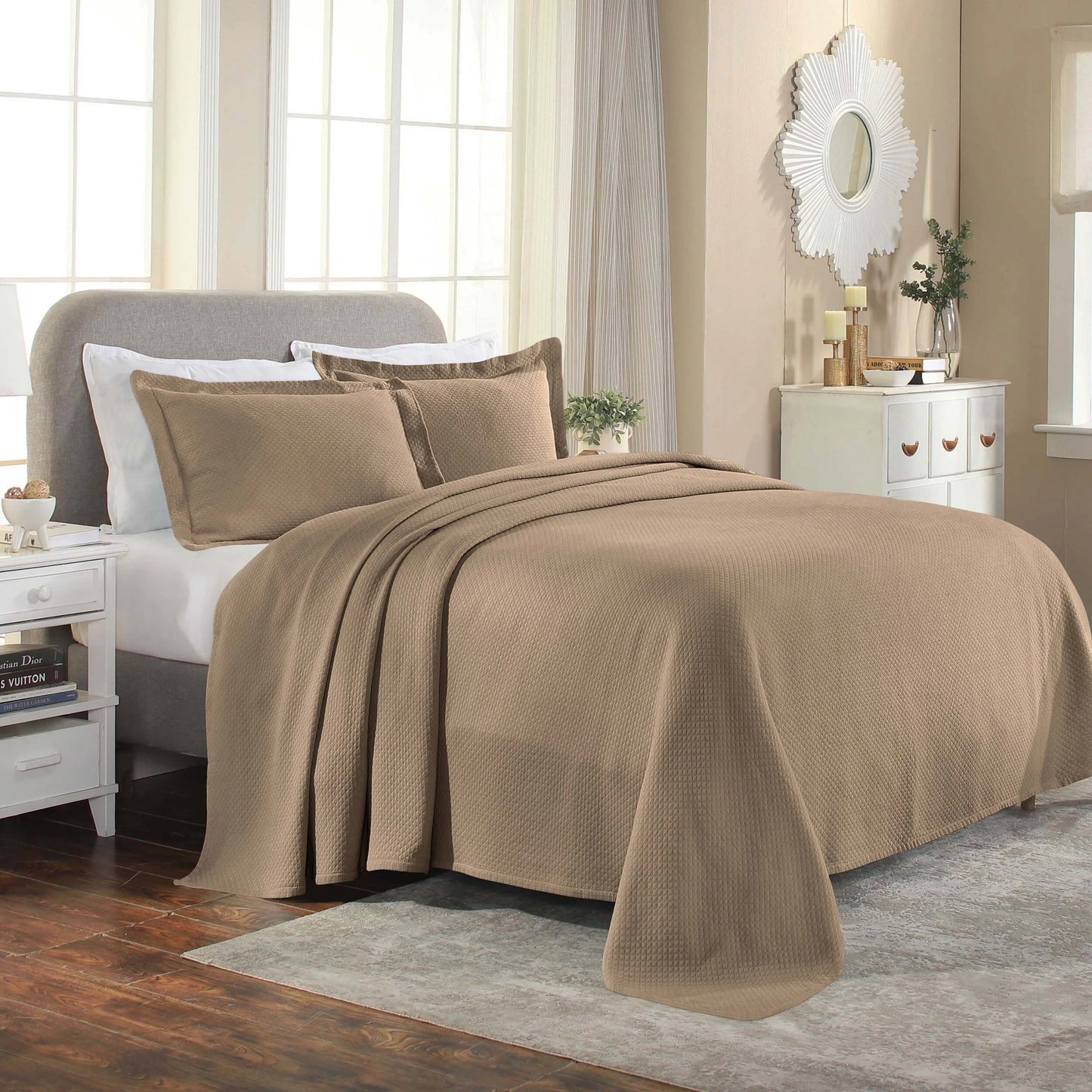 Superior Solitaire Cotton Decorative Bedspread Set