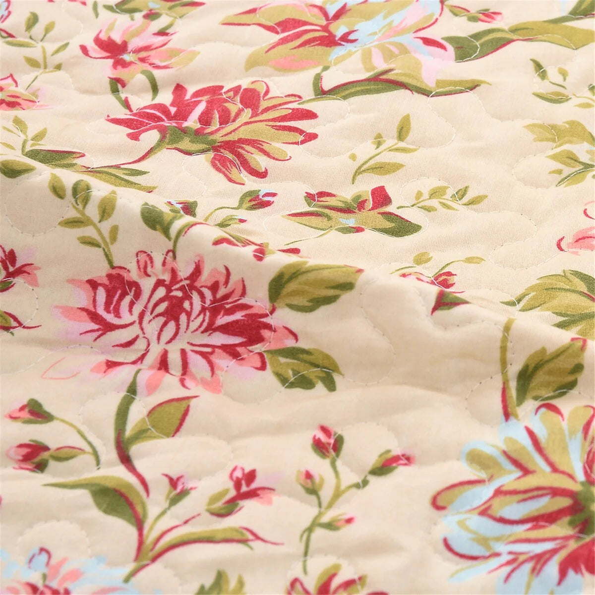 3 Piece Retro Printed Reversible Quilt Set