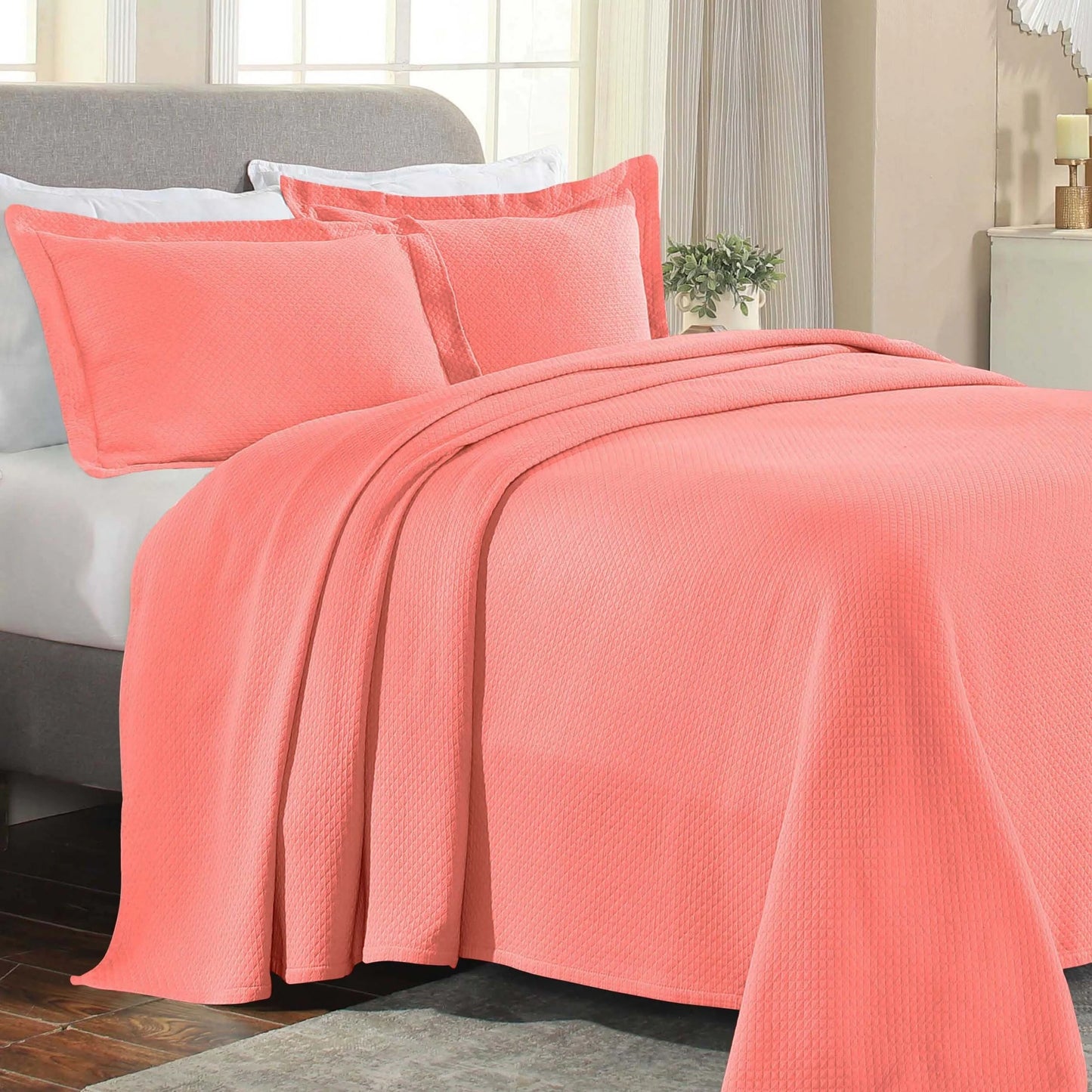 Superior Solitaire Cotton Decorative Bedspread Set