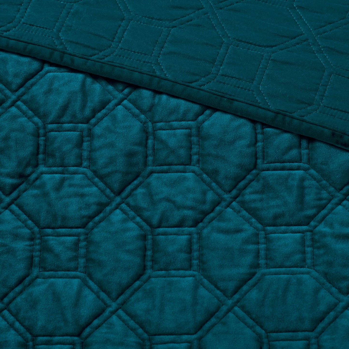 Madison Park Emery 3 Piece Velvet Quilt Set