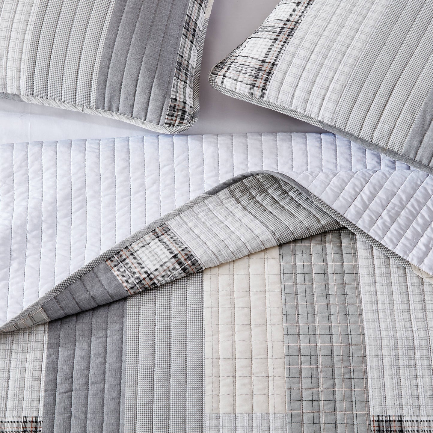 Eddie Bauer Fairview Cotton Reversible Grey Bonus Quilt Set