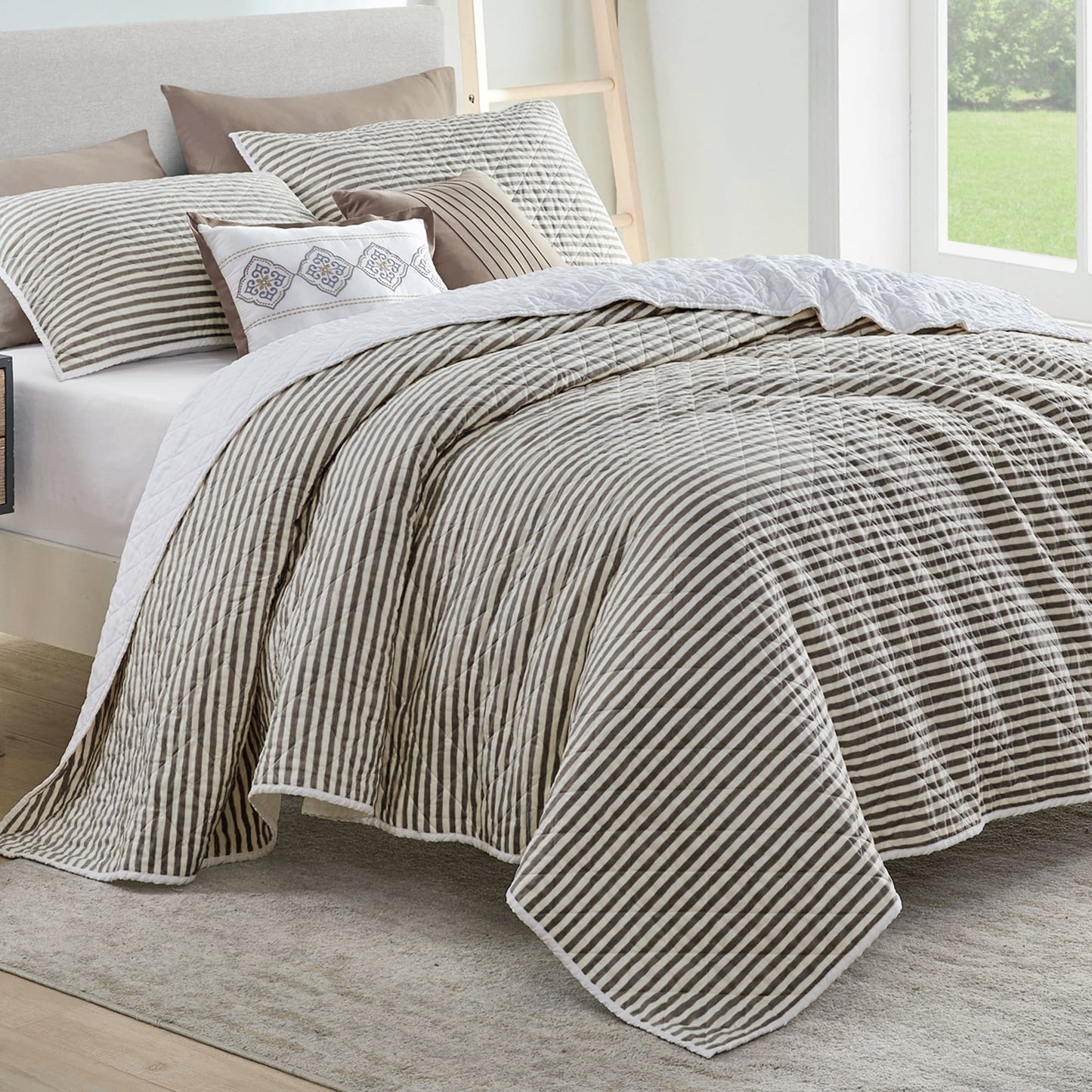 Wonderful 5 Piece Striped Coverlet Set