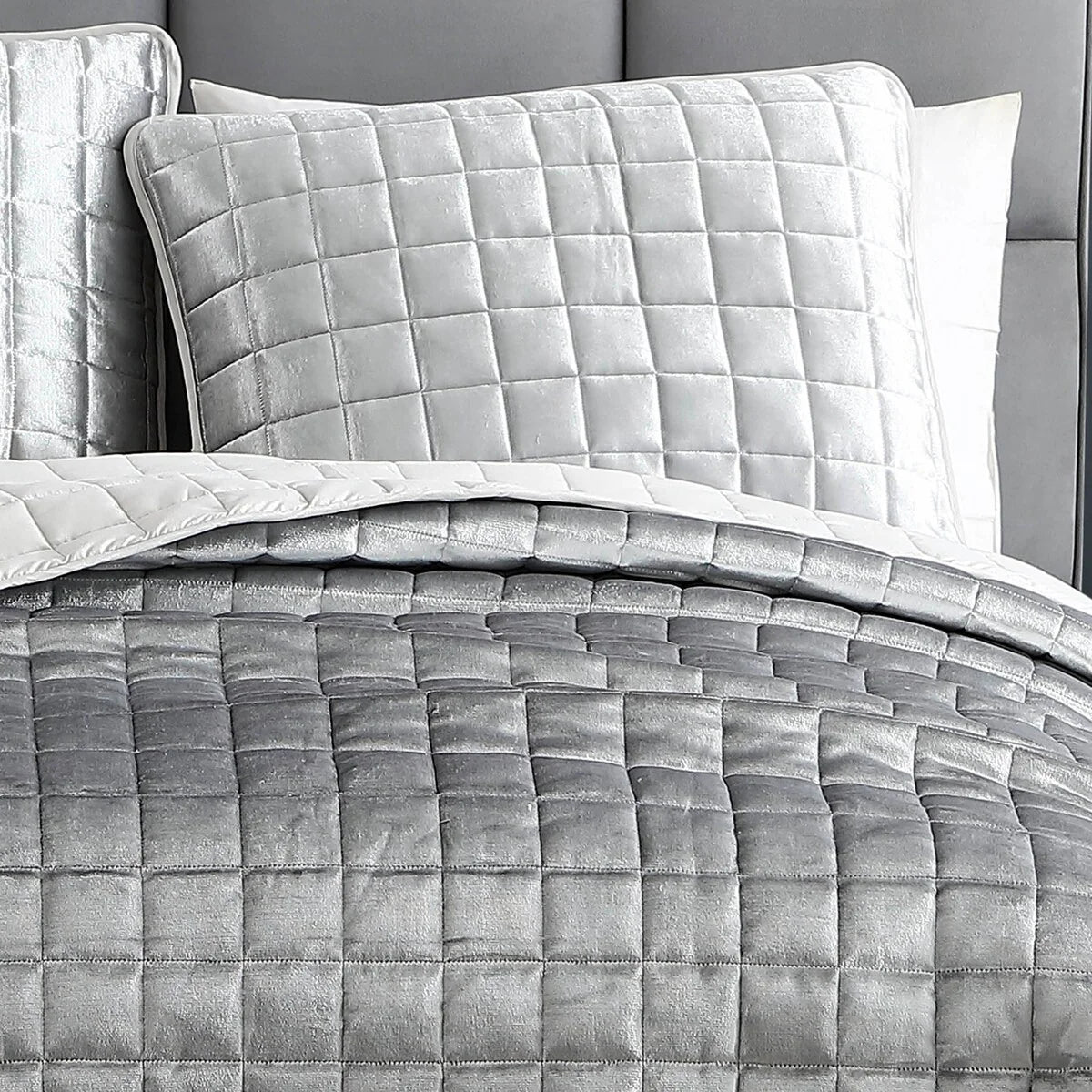Riverbrook Home Lyndon 3-Piece Quilt Set