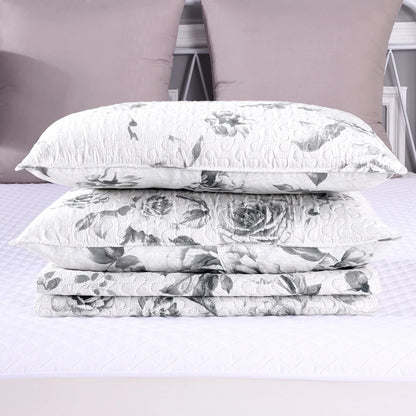 3 Piece Retro Printed Reversible Quilt Set