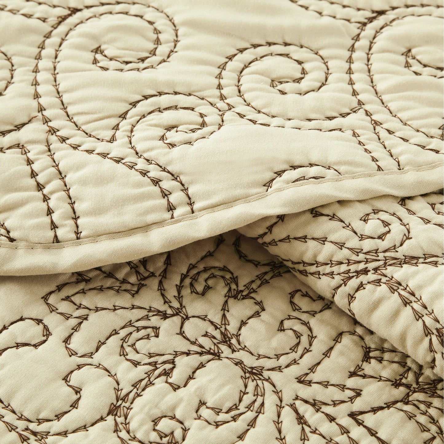 Serenta Damask Oversized 4-piece Bedspread Set