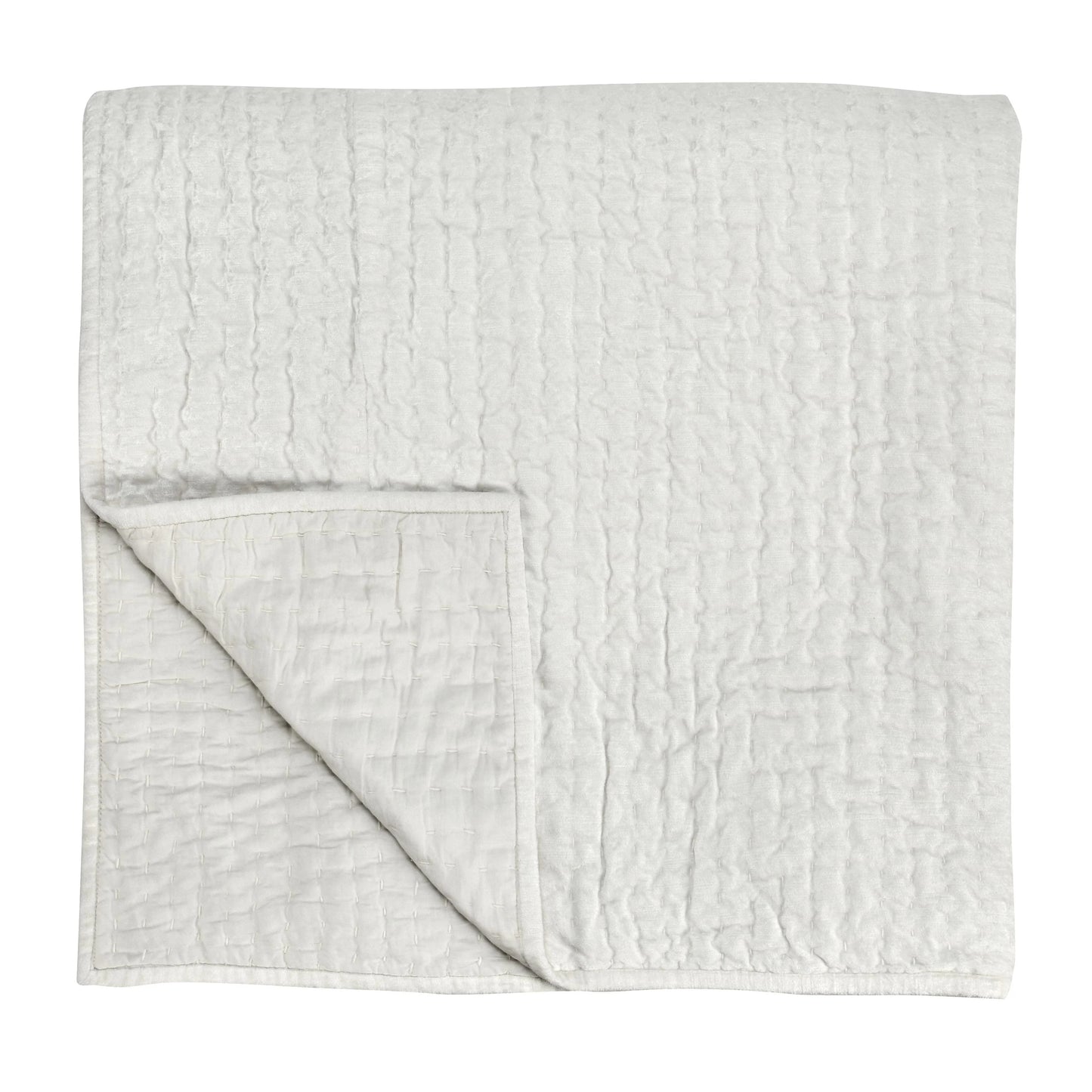 Dimitry 100% Rayon Velvet Quilt by Kosas Home