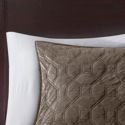 Madison Park Emery 3 Piece Velvet Quilt Set