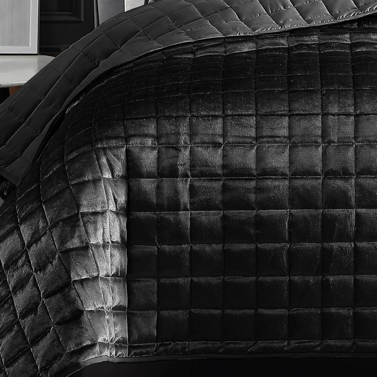 Riverbrook Home Lyndon 3-Piece Quilt Set