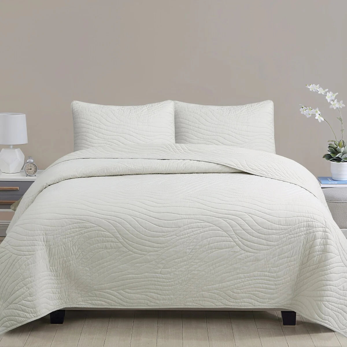 Calista Quilt Set