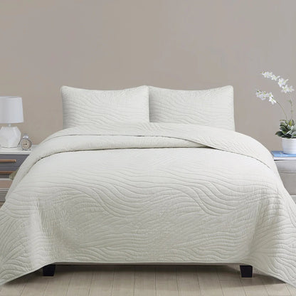 Calista Quilt Set