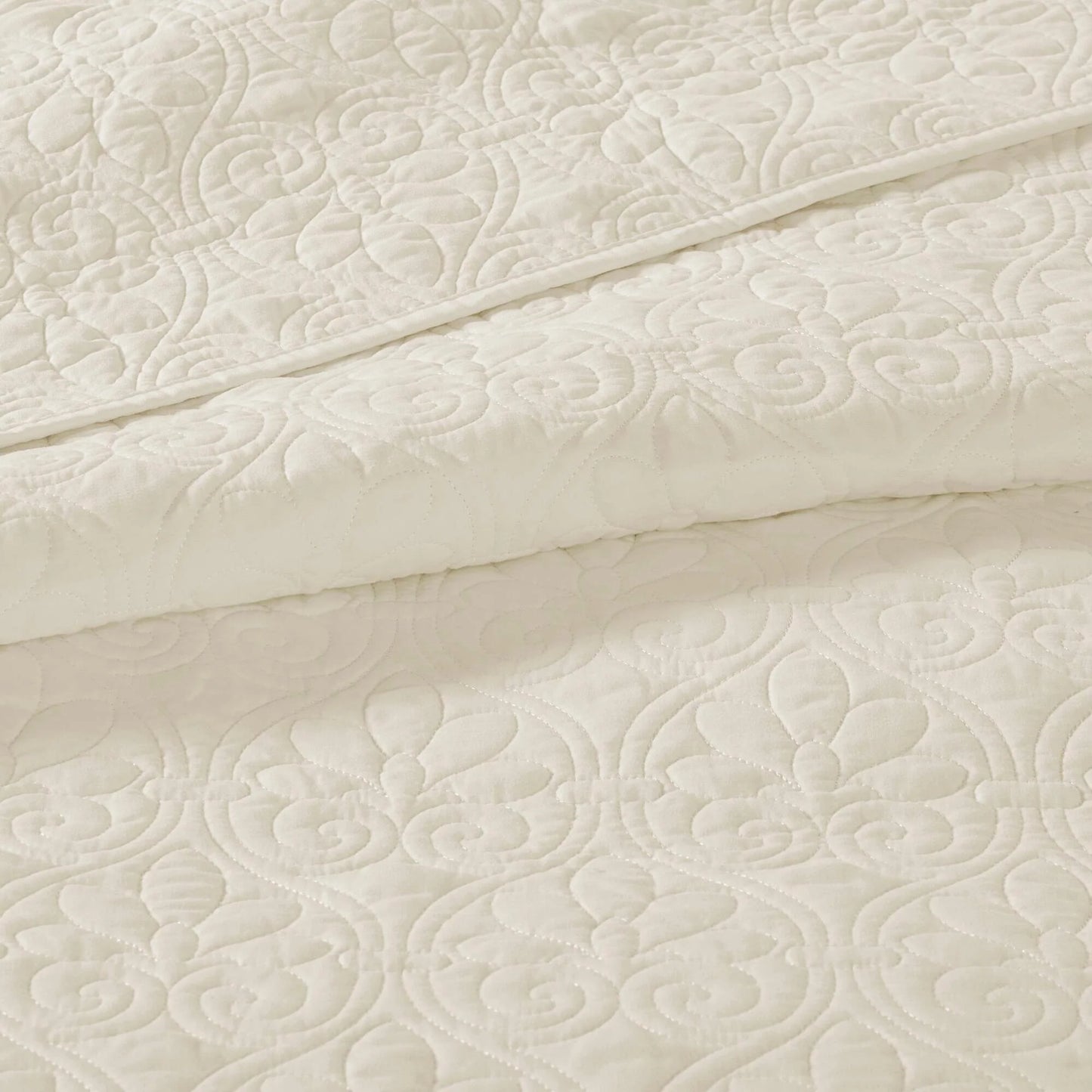 Madison Park Mansfield Reversible Quilt Set