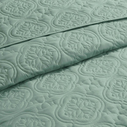 510 Design Hayley Oversized Solid Texture 3 Piece Reversible Bedspread Set