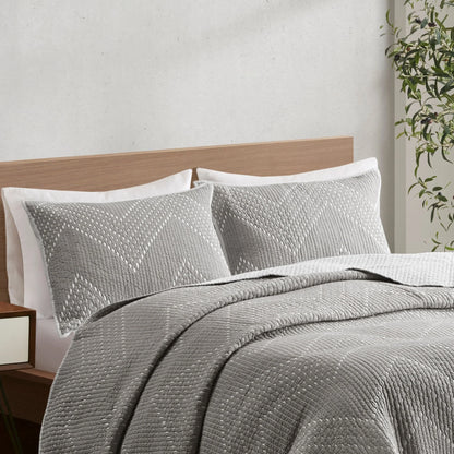 INK+IVY Pomona 3 Piece Embroidered Cotton Quilt Set