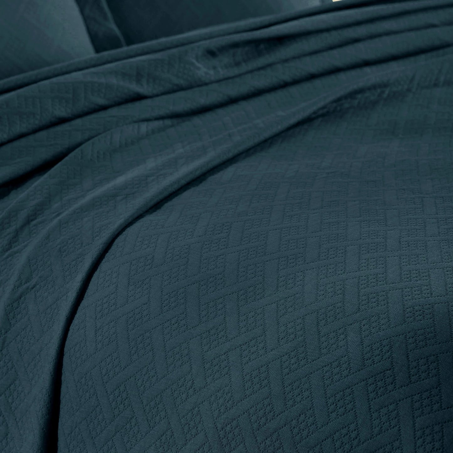 Superior Basketweave Cotton Decorative Bedspread Set