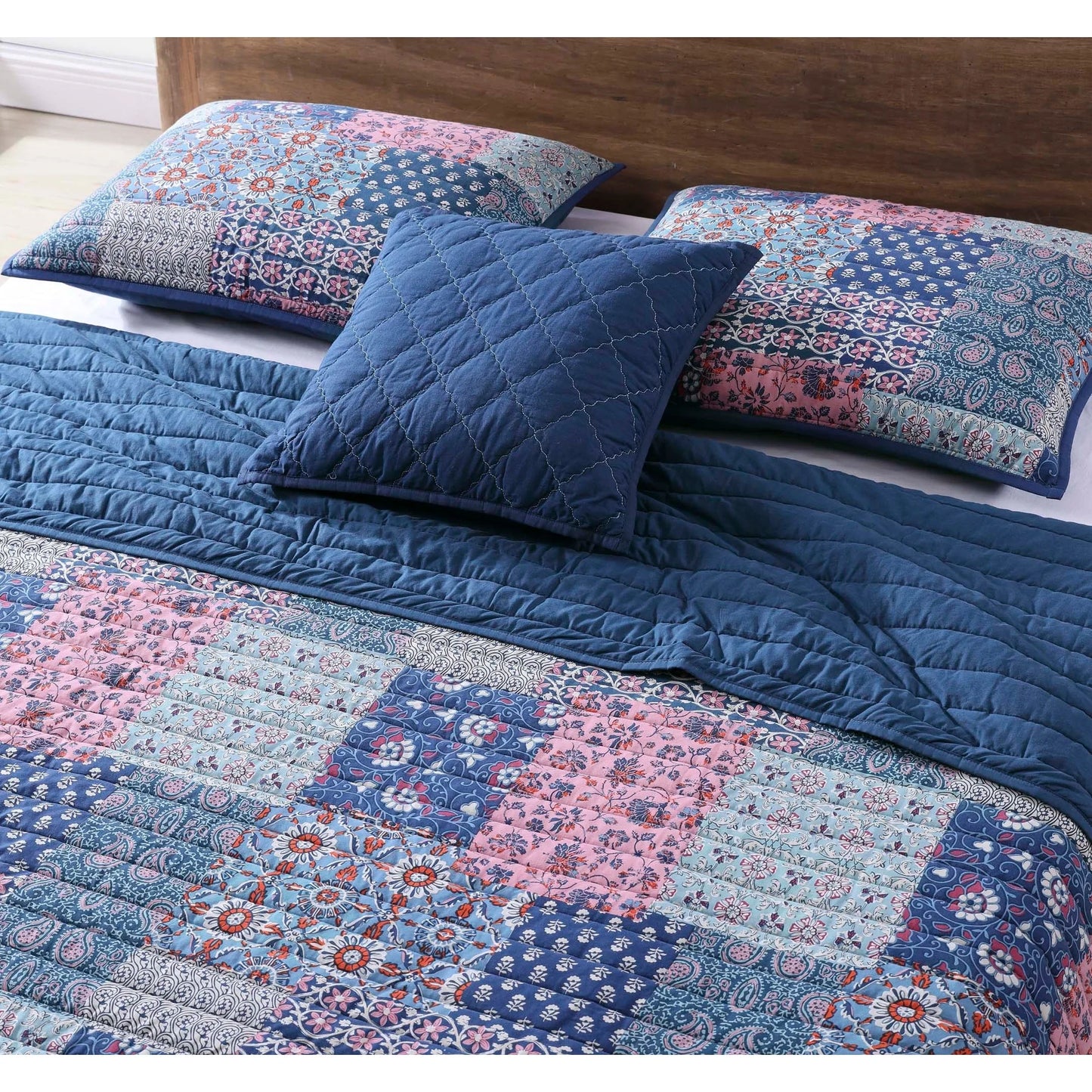 Brielle Home Indira Reversible Patchwork Quilt Set