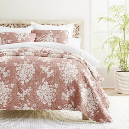 Becky Cameron All Season 3 Piece Distressed Bouquet Reversible Quilt Set