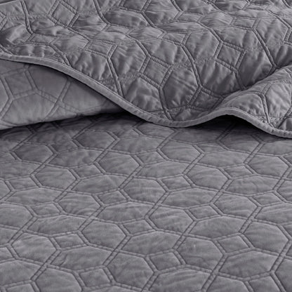 Madison Park Emery 3 Piece Velvet Quilt Set