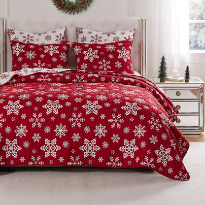 Greenland Home Novelty Holiday Reversible Matelassé Coverlet Set