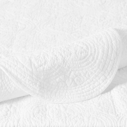 Blantyre Scalloped Edge White Cotton 3-piece Oversized Quilt Bedding Set