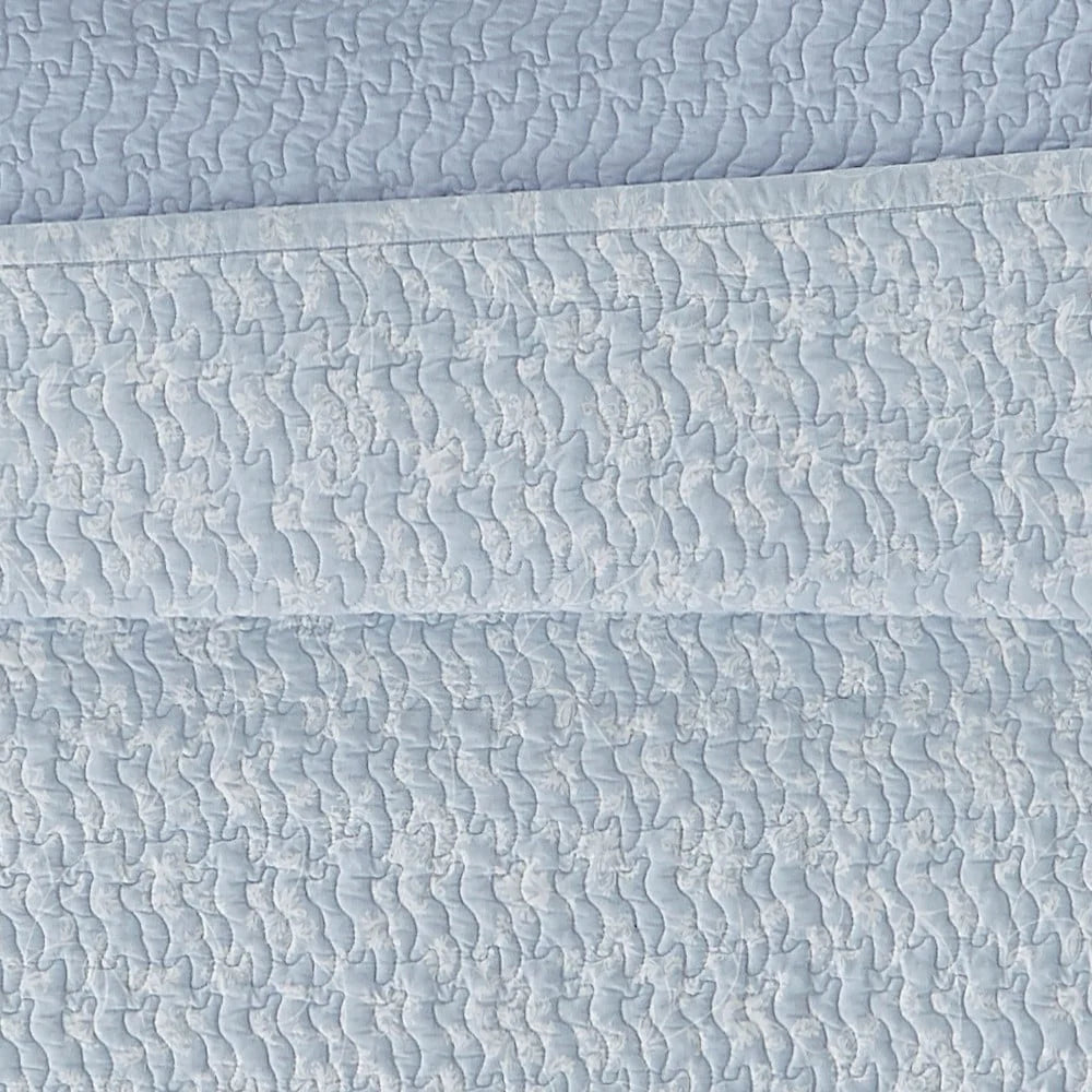The Farmhouse by Rachel Ashwell Majesty Quilt Set