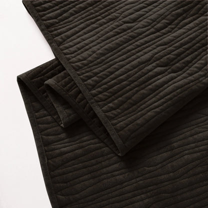 Wonderful Velvet 3 Piece Quilt Set