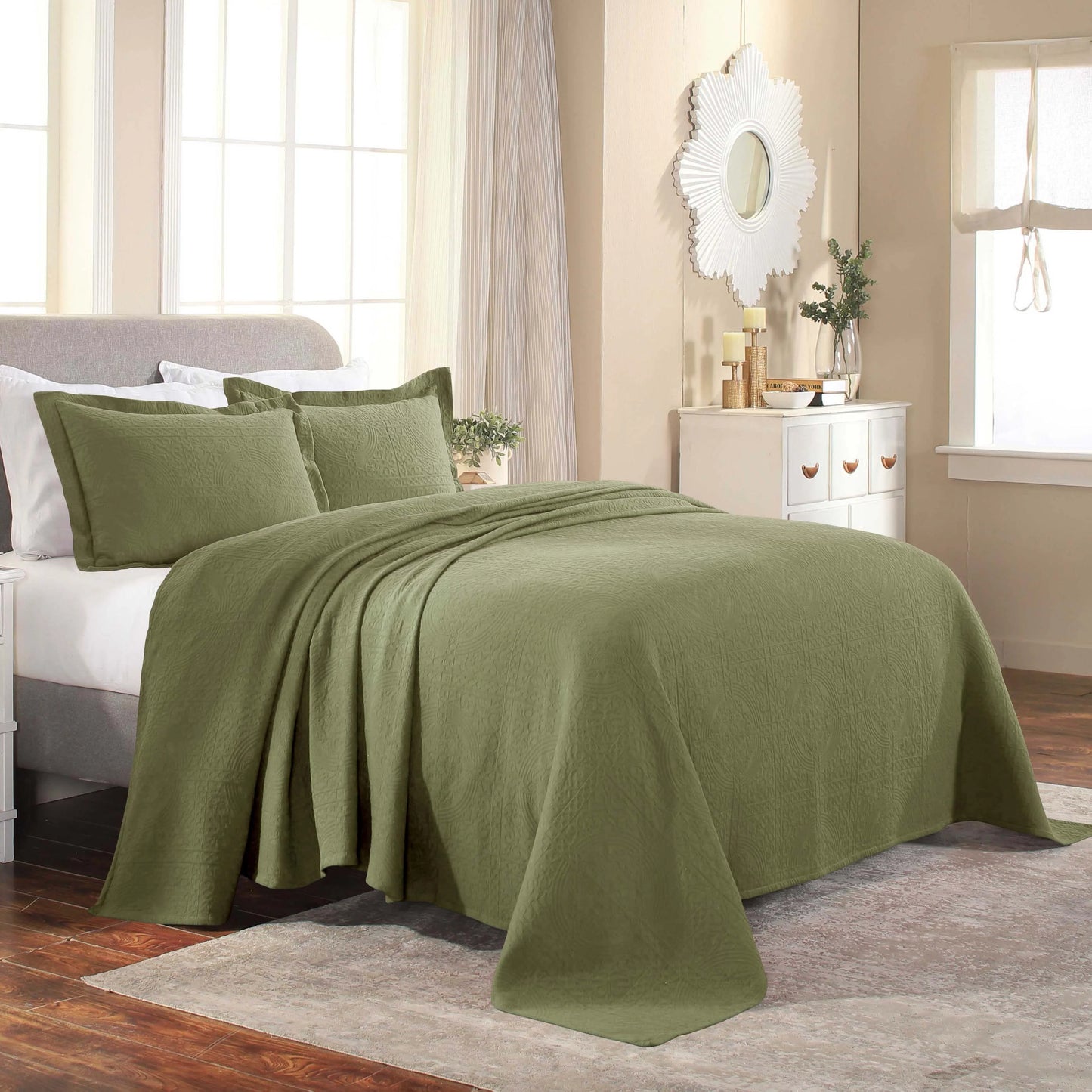 Superior Fleur De Lis Cotton Decorative Bedspread Set